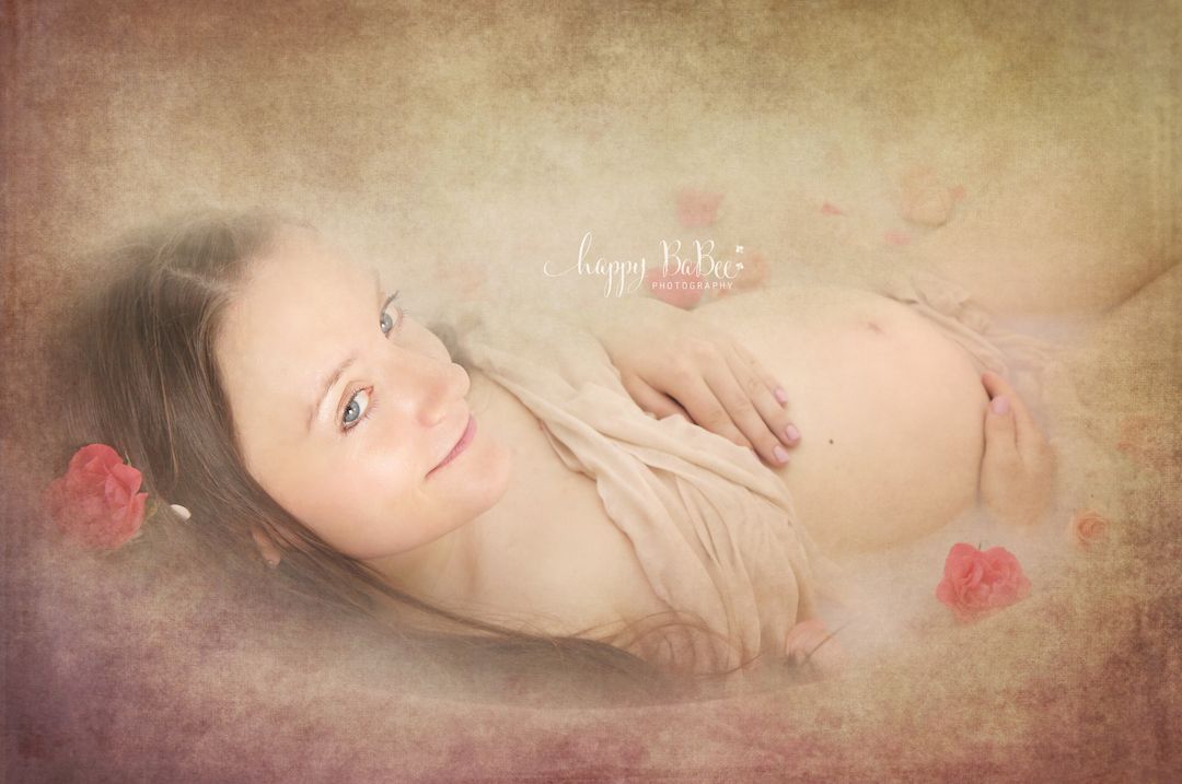 Milchbad Fotoshooting, Nostalgie Foto | Babybauch Fotos | Fotograf | Schwangerschafts Shooting | Erfurt, Weimar, Apolda, Gotha, Thüringen | Happy BaBee Photography Milchbad Fotoshooting, Erfurt Nostalgiefoto, Rosenbad Fotoshooting, Babybauchfotografie