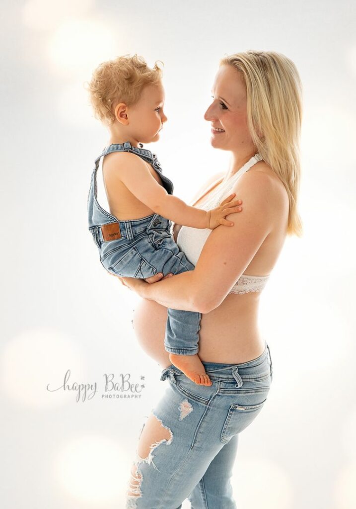 Babybauch, Babybauchshooting, Babybauch Fotos, Babybauchfotografie, Fotoshooting, Schwangerschafts Shooting, Fotograf, Fotostudio in Erfurt | Thüringen | Happy BaBee Photography